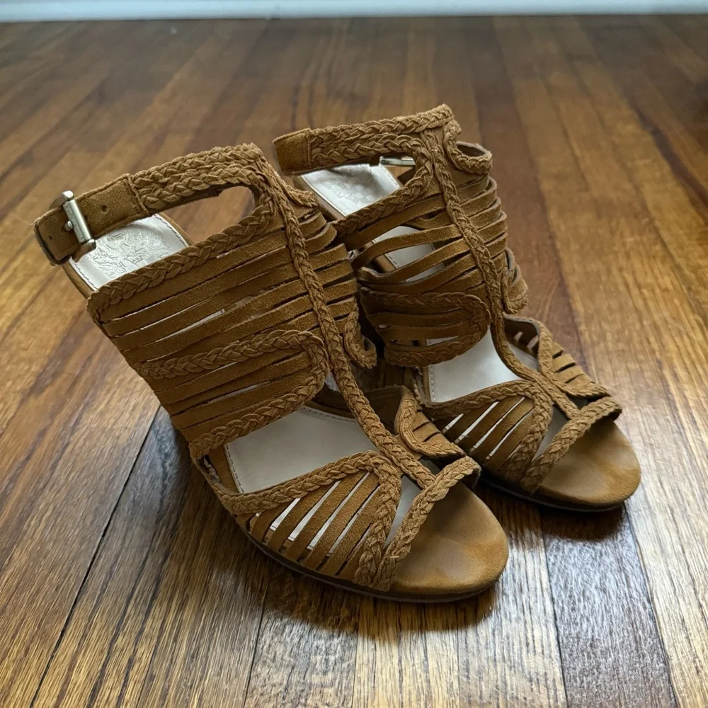 Vince Cameo Janil Sandal - Picture 2 of 7